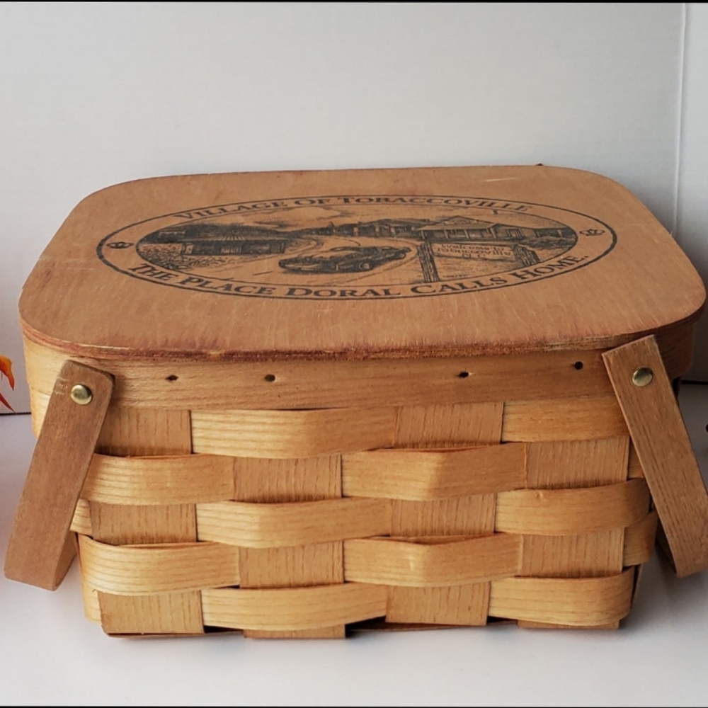 Vintage Tobacco Basket (Doral)